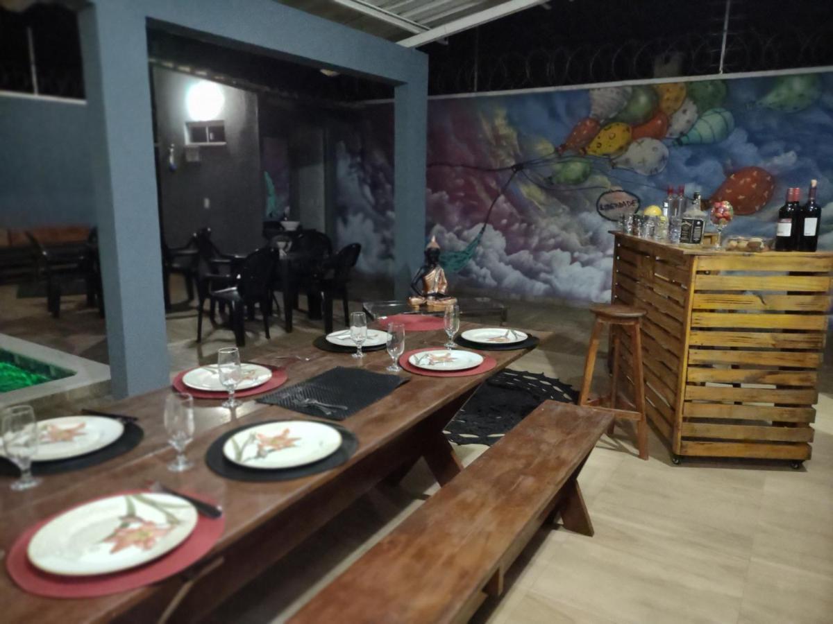 Casa Com Piscina E 3 Quartos Climatizados 8km Do Centro *