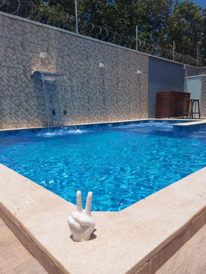 Casa Com Piscina E 3 Quartos Climatizados 8km Do Centro
